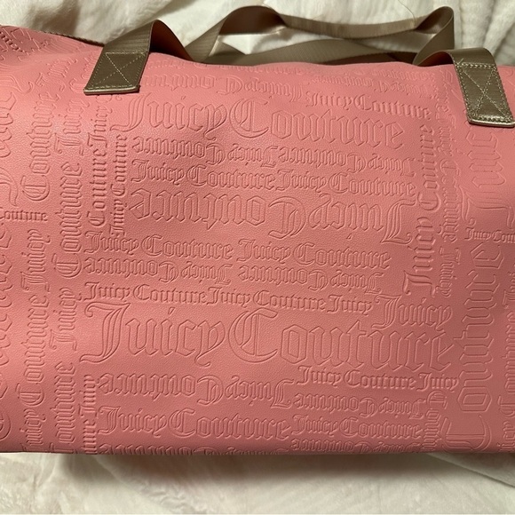 JUICY COUTURE Pink Logo
Embossed Shout Out Large - Picture 10 of 10